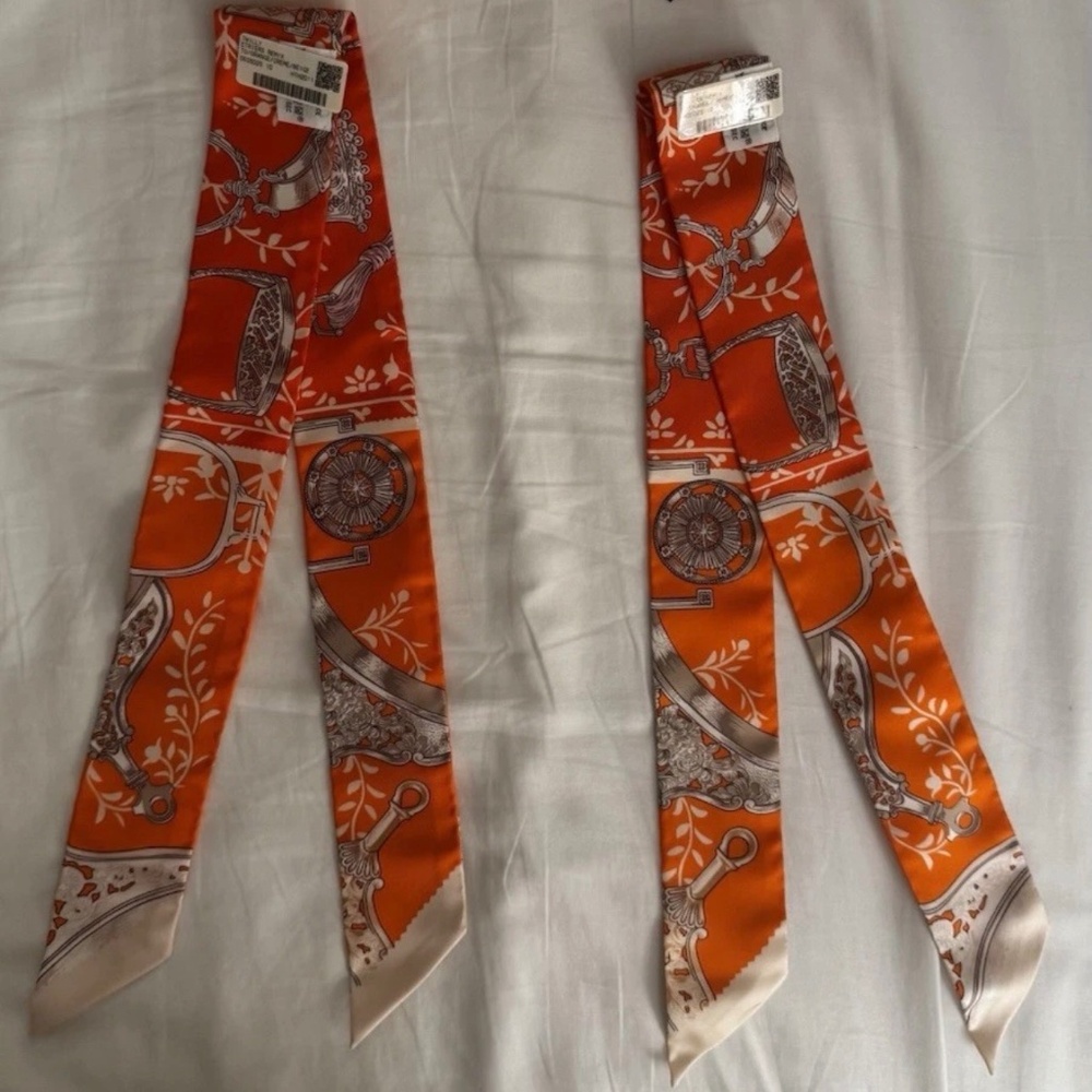 New & Authentic Hermes Set Twillys Etriers Remix Orange/Creme/Beige